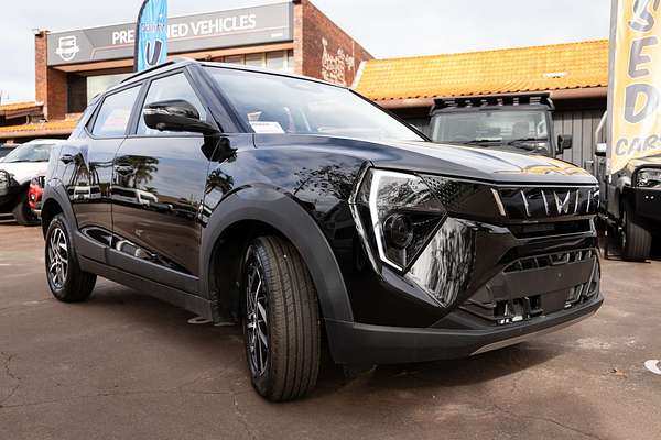 2025 Mahindra XUV3XO