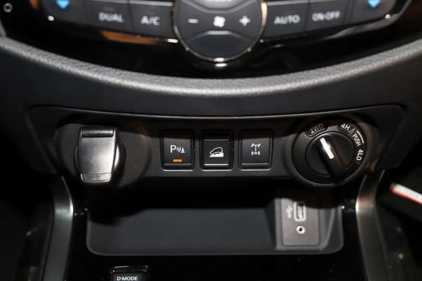 2021 Nissan Navara ST-X D23 4X4 thumb-11