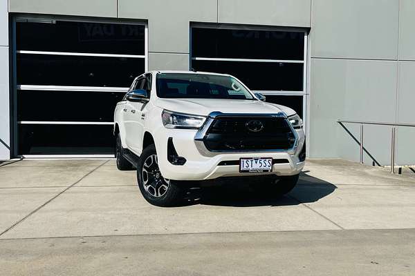 2020 Toyota Hilux SR5 GUN126R 4X4