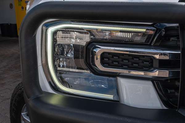 2023 Ford Ranger XLT 4X4 3.0L thumb-2