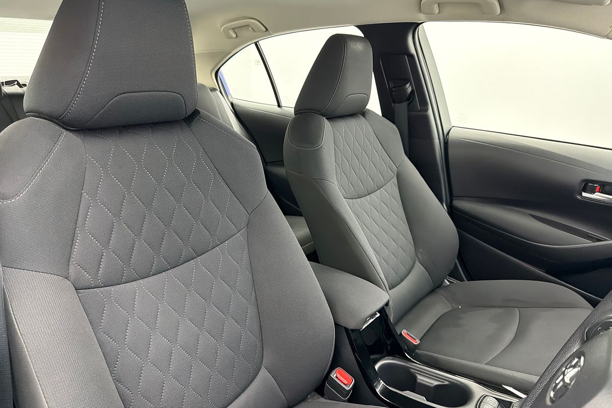 2022 Toyota Corolla Ascent Sport Hybrid ZWE211R