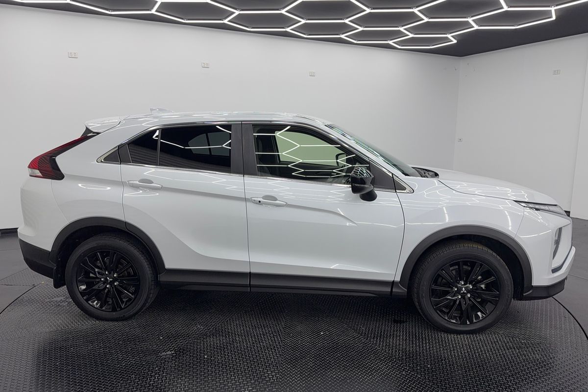 2023 Mitsubishi Eclipse Cross LS Black Edition YB