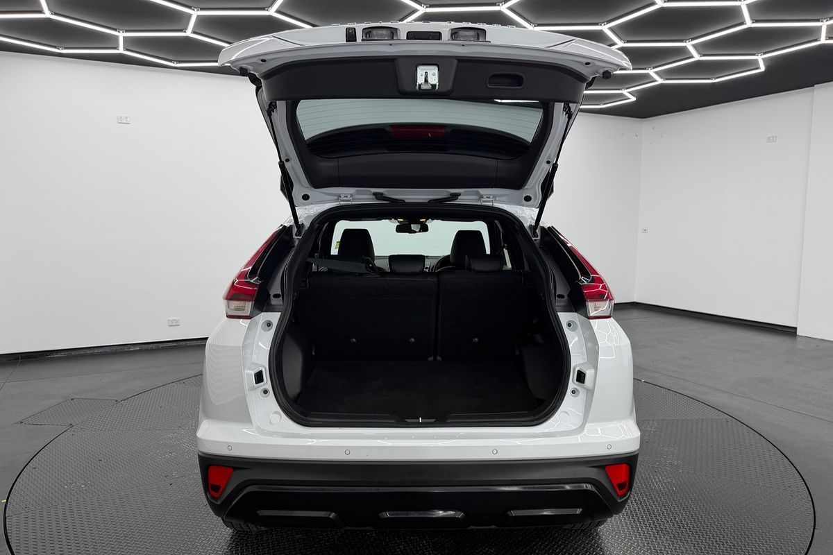 2023 Mitsubishi Eclipse Cross LS Black Edition YB