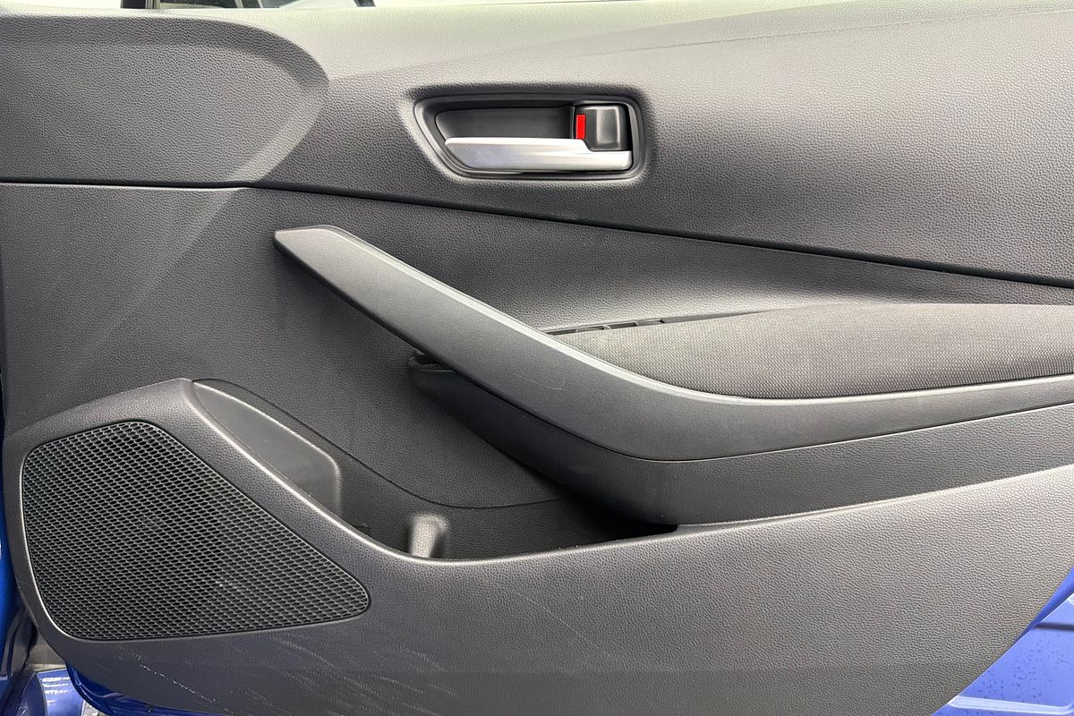 2022 Toyota Corolla Ascent Sport Hybrid ZWE211R