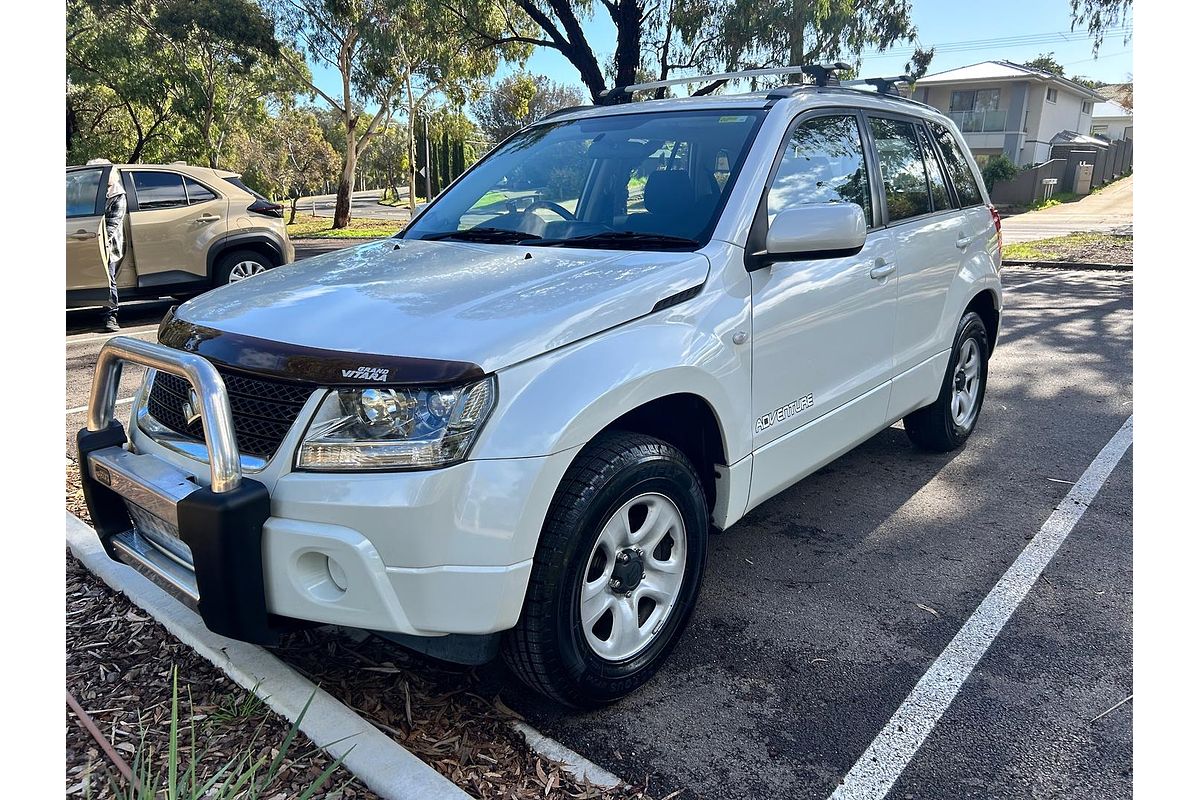 2010 Suzuki Grand Vitara JB