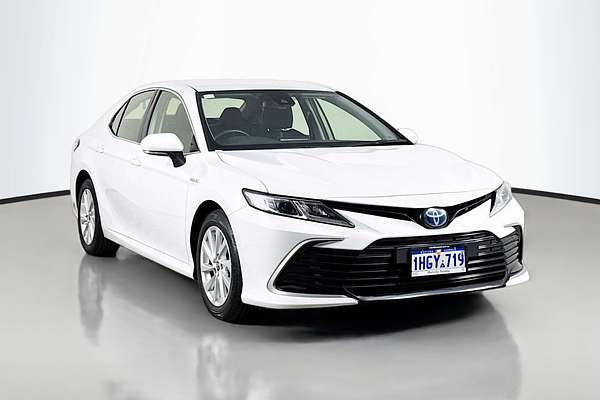 2021 Toyota Camry Ascent AXVH70R