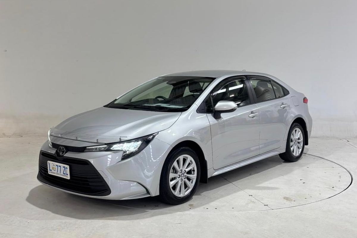 Corolla Sedan Ascent Sport 2.0L Petrol Auto CVT 4D43680 001