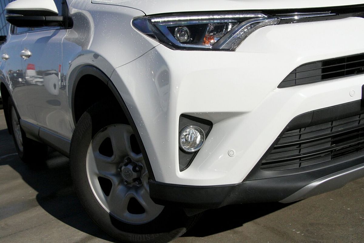 2017 Toyota RAV4 GX ASA44R