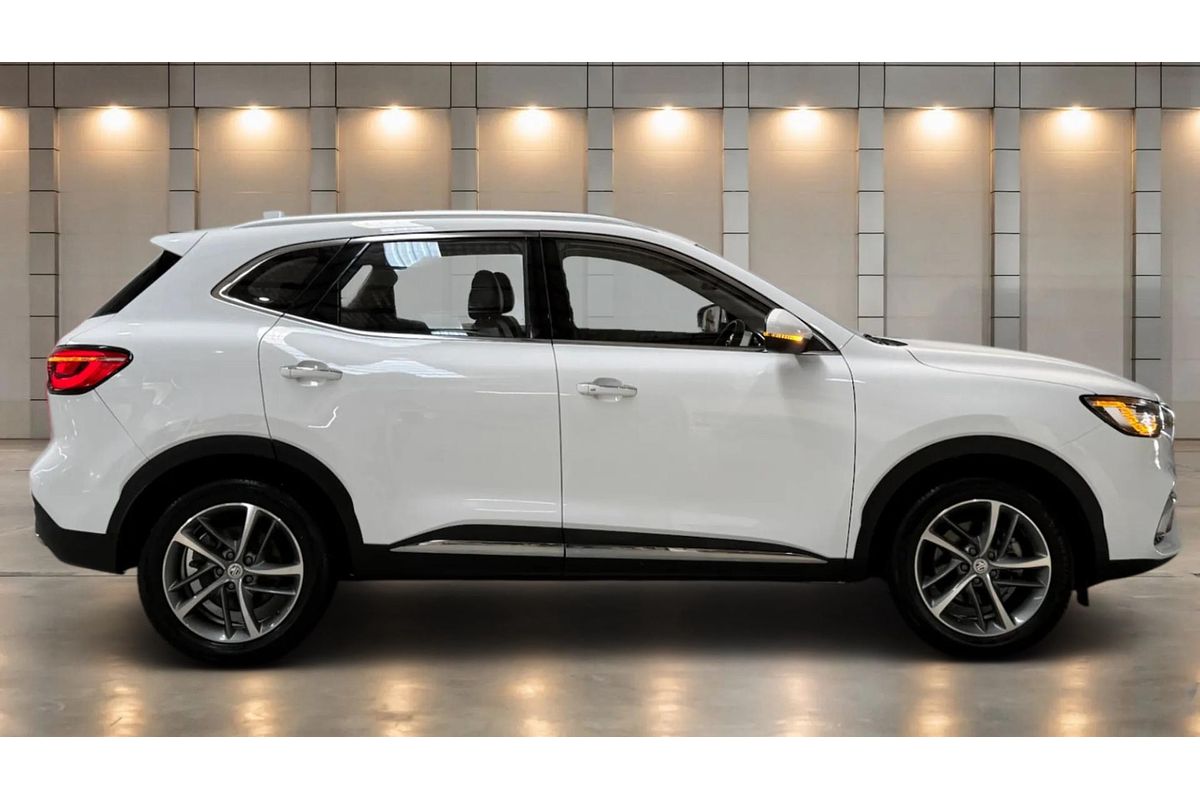 2023 MG HS Excite SAS23