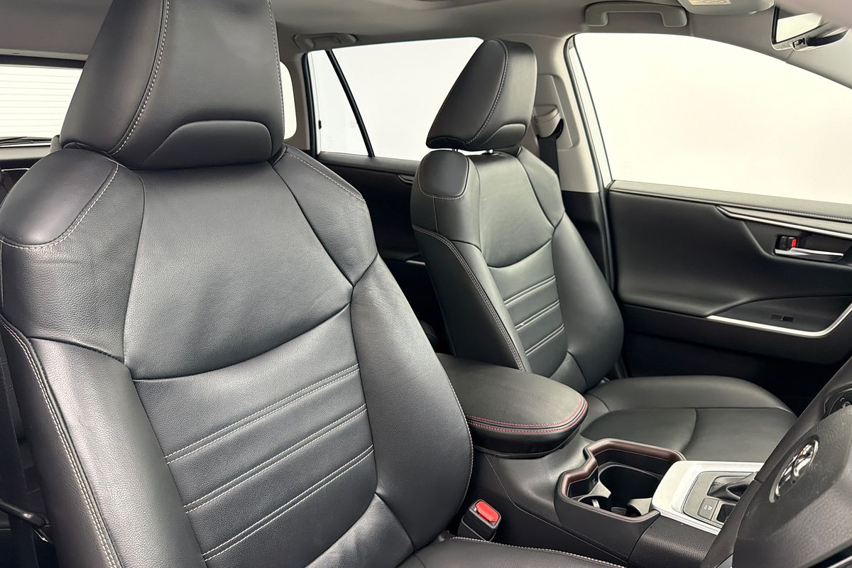 2020 Toyota RAV4 Cruiser AXAH52R