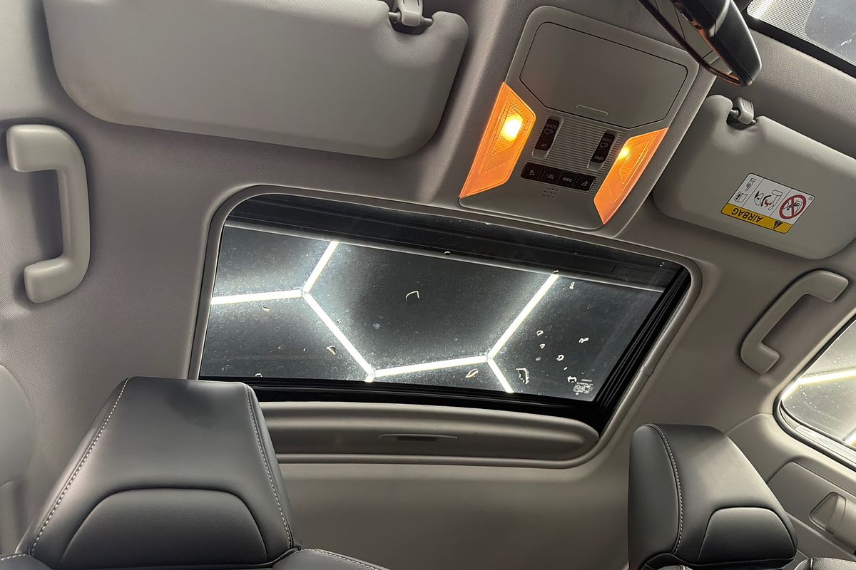 2020 Toyota RAV4 Cruiser AXAH52R