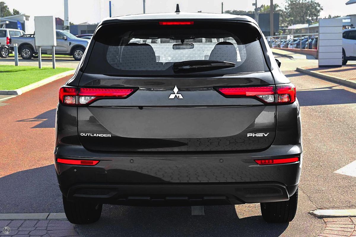 2025 Mitsubishi Outlander PHEV ES ZM