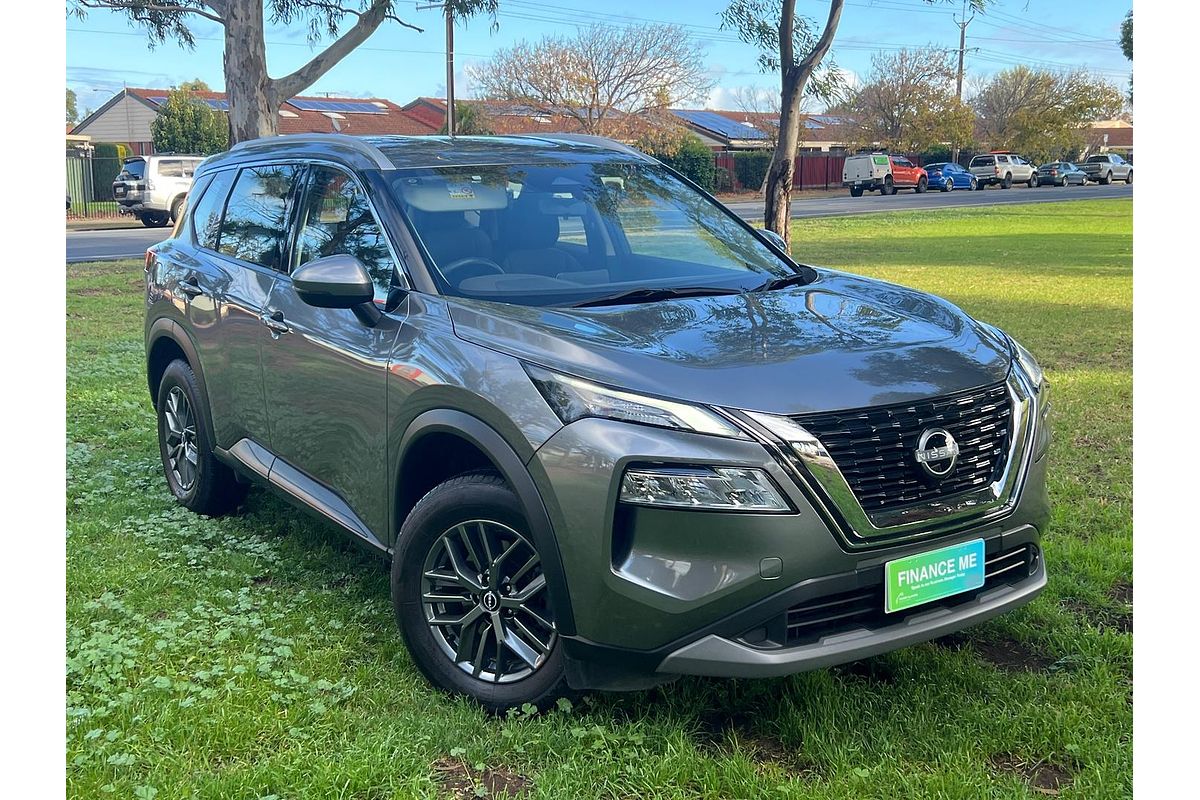 2022 Nissan X-TRAIL ST T33