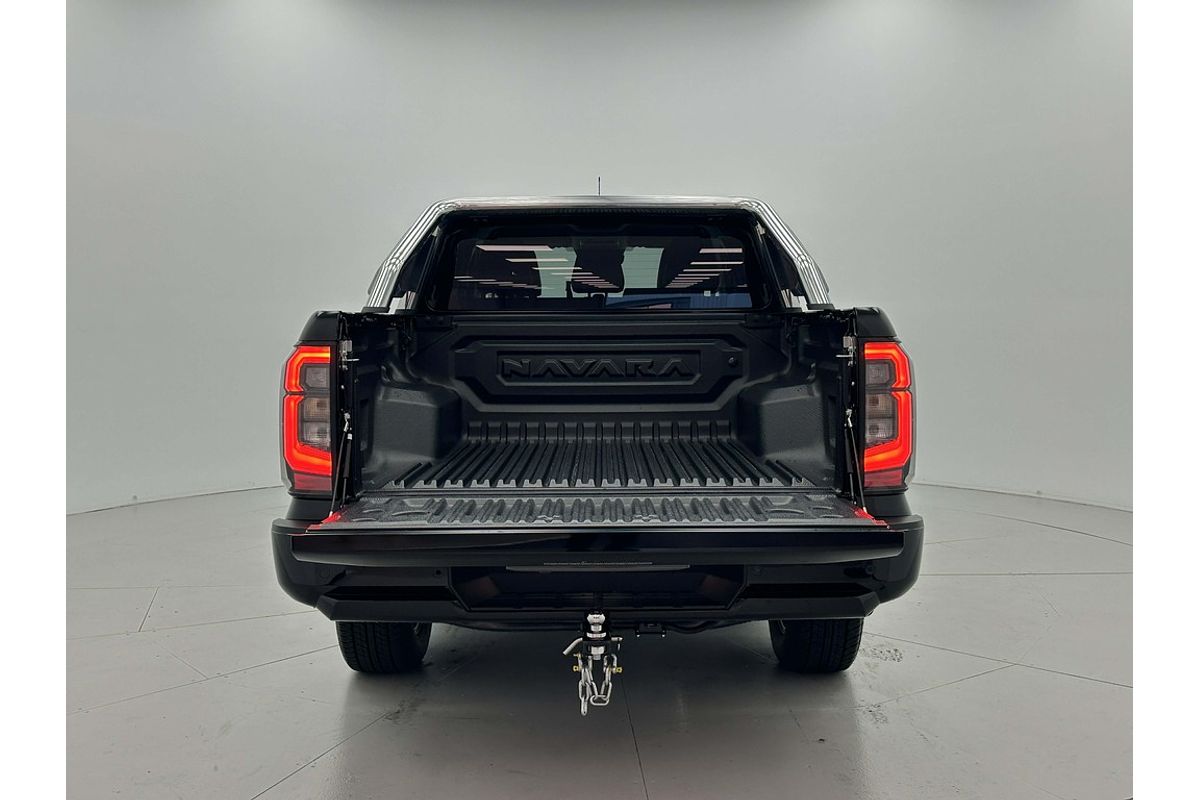 Nissan NAVARA 4X4 2.4 DSL AUTO DC ST-X