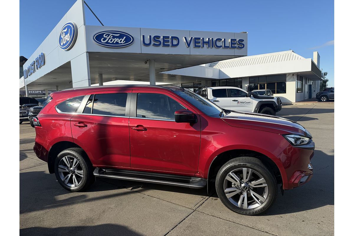 2023 Isuzu MU-X LS-T