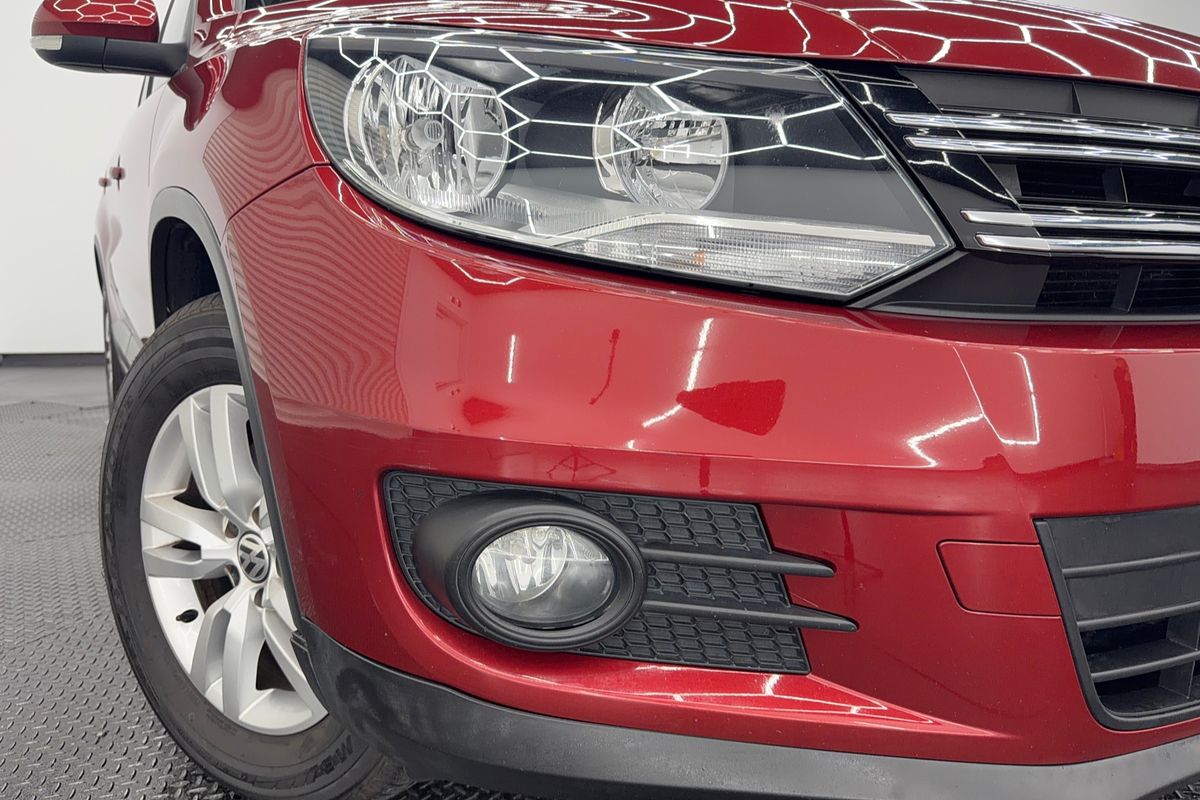 2012 Volkswagen Tiguan 103TDI 5N