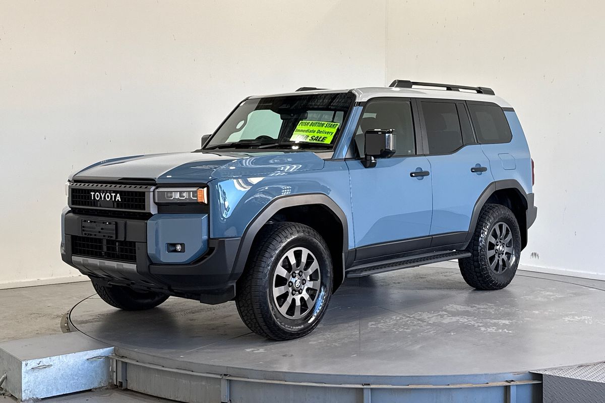 2025 Toyota Landcruiser Prado Altitude GDJ251R