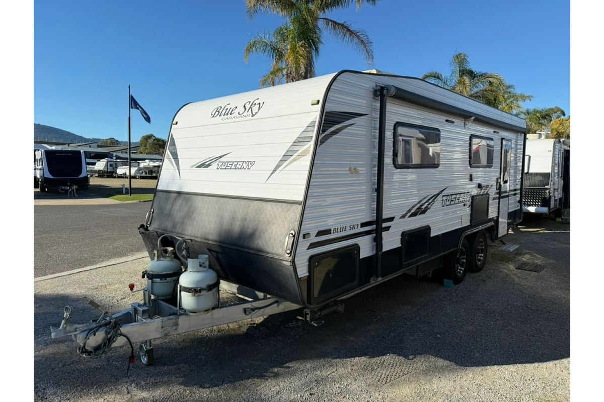 2015 Blue Sky Tuscany CARAVAN 23FT