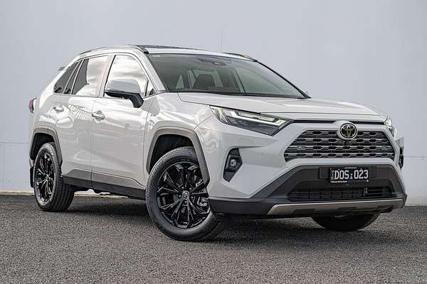 2025 Toyota RAV4 Cruiser AXAH54R