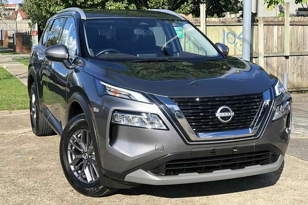 2024 Nissan X-TRAIL ST T33
