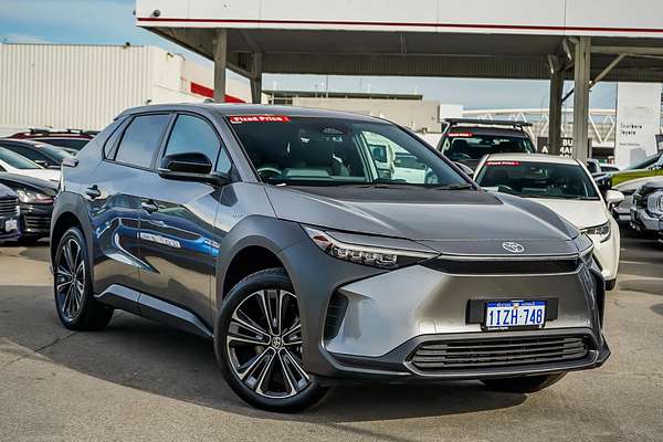 2024 Toyota bZ4X XEAM10R