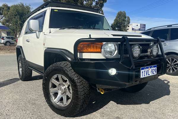2015 Toyota FJ Cruiser GSJ15R