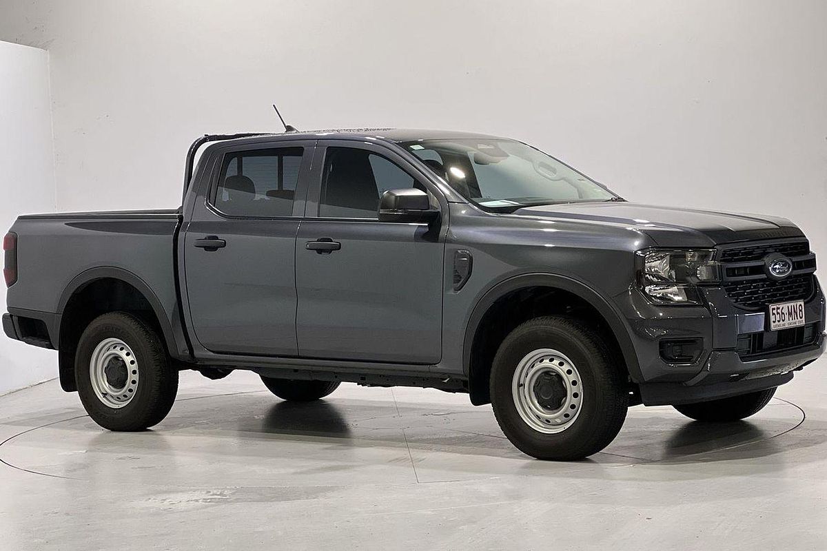 2025 Ford Ranger XL 4X4 2.0L