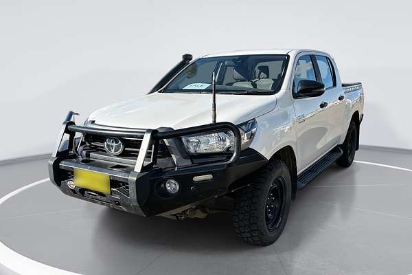 2021 Toyota Hilux SR GUN126R