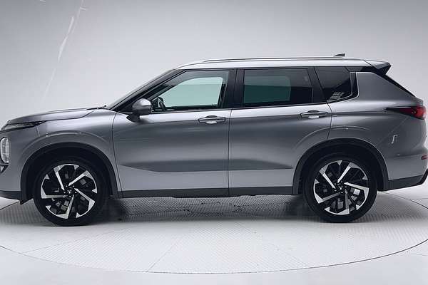 2023 Mitsubishi Outlander Aspire ZM thumb-4