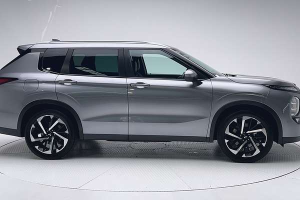 2023 Mitsubishi Outlander Aspire ZM thumb-8