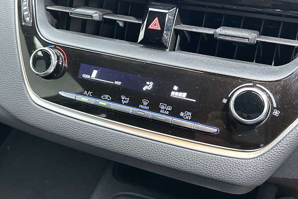 2018 Toyota Corolla Ascent Sport MZEA12R thumb-15