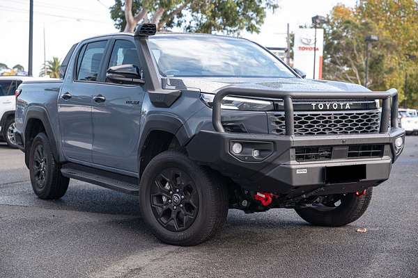 2025 Toyota Hilux Rogue 48V GUN227R 4X4