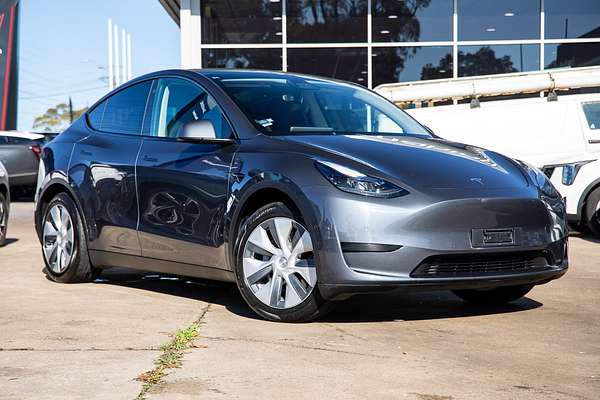 2023 Tesla Model Y Rear-Wheel Drive