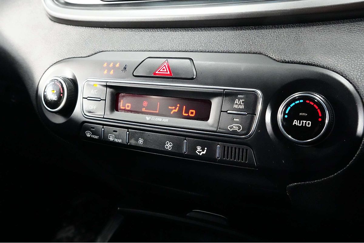 2019 Kia Sorento Si UM
