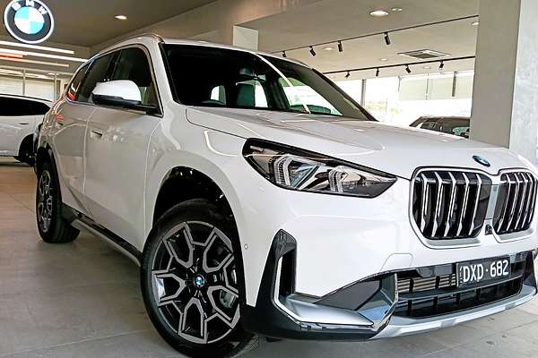 2025 BMW X1 sDrive18i U11