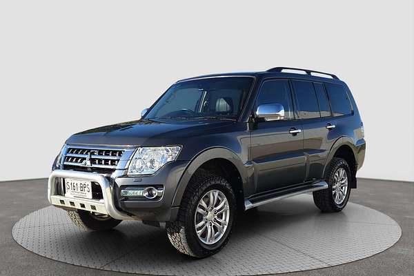 2017 Mitsubishi Pajero GLS NX