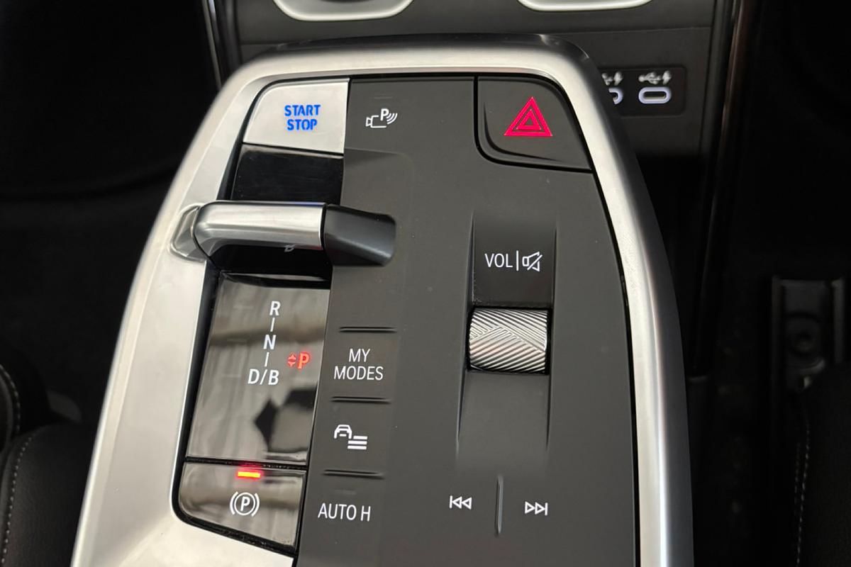 2023 Bmw iX1 xDRIVE30 xLINE 1 SP AUTOMATIC 4D WAGON NA