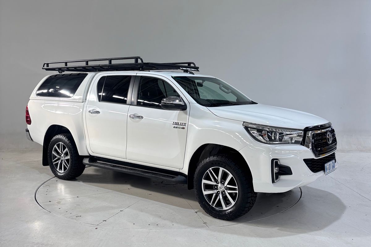 Hilux 4x4 SR5 2.8L T Diesel Automatic Double Cab 1Y46290 004