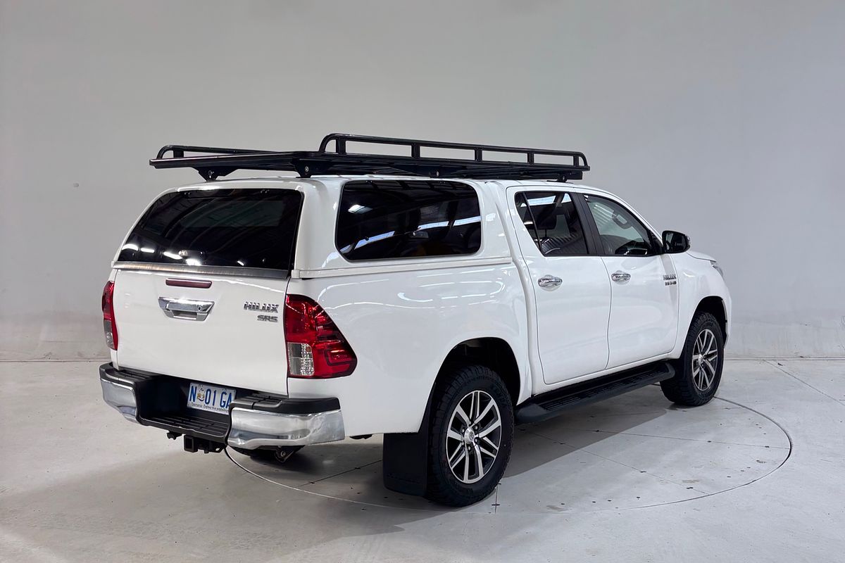 Hilux 4x4 SR5 2.8L T Diesel Automatic Double Cab 1Y46290 004