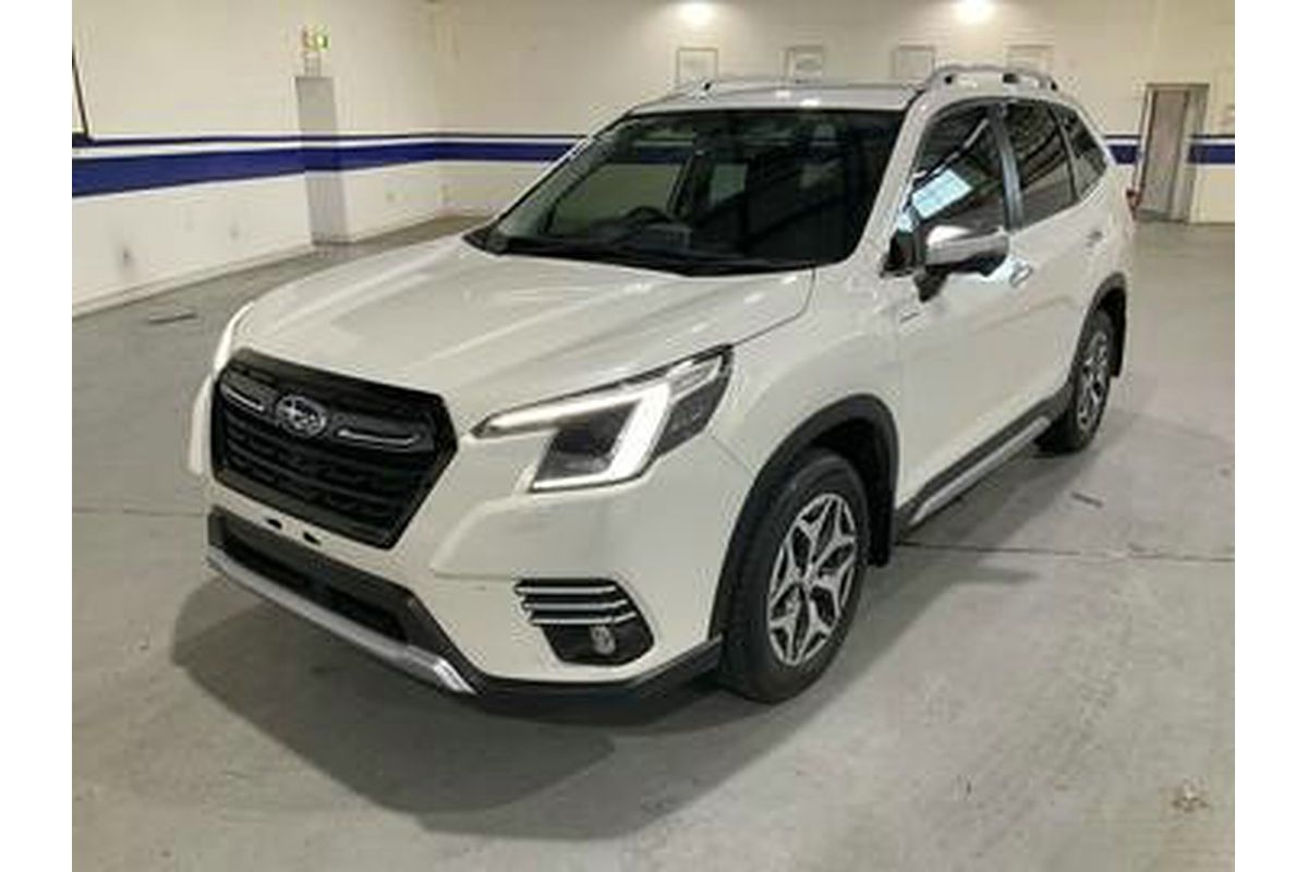2022 Subaru Forester Hybrid L S5