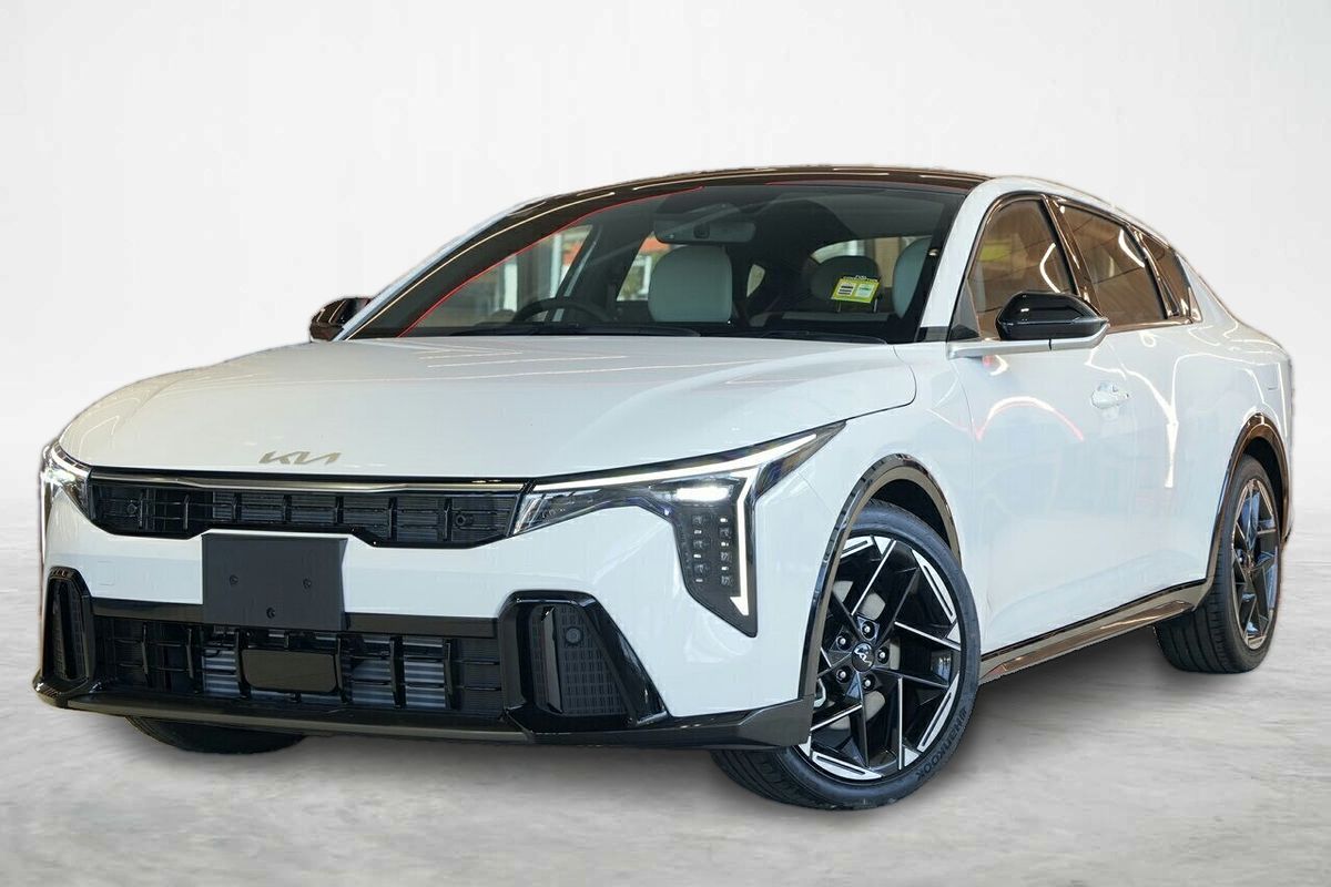 2026 Kia K4 GT-Line CL4m