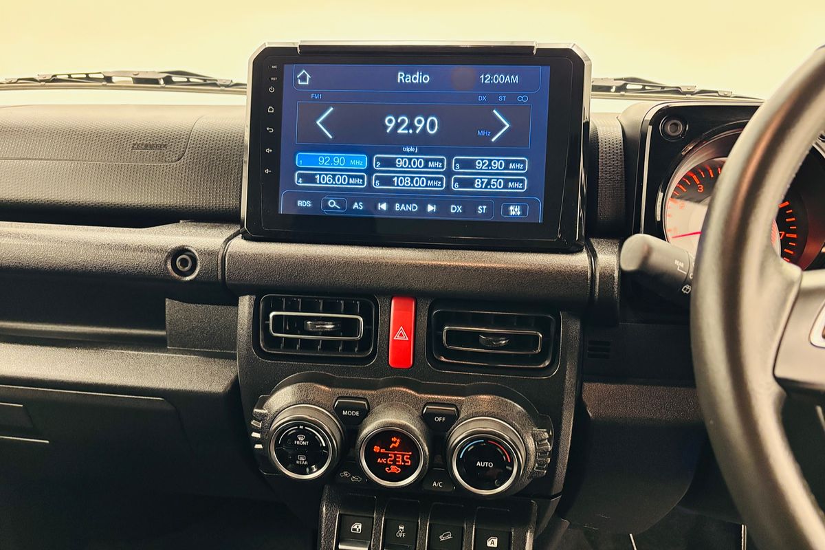 2022 SUZUKI JIMNY LITE 5 SP MANUAL 4x4 2D WAGON 4CYL