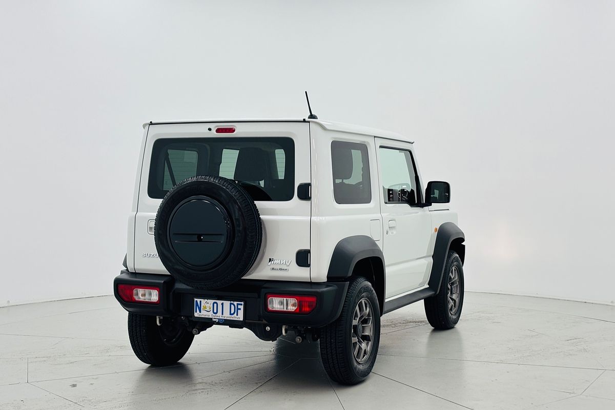 2022 SUZUKI JIMNY LITE 5 SP MANUAL 4x4 2D WAGON 4CYL