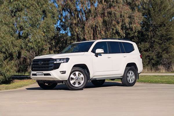 2024 Toyota Landcruiser GXL FJA300R