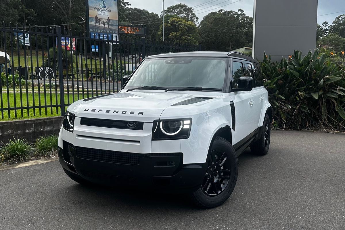 2026 Land Rover Defender 110 D350 X-Dynamic SE L663
