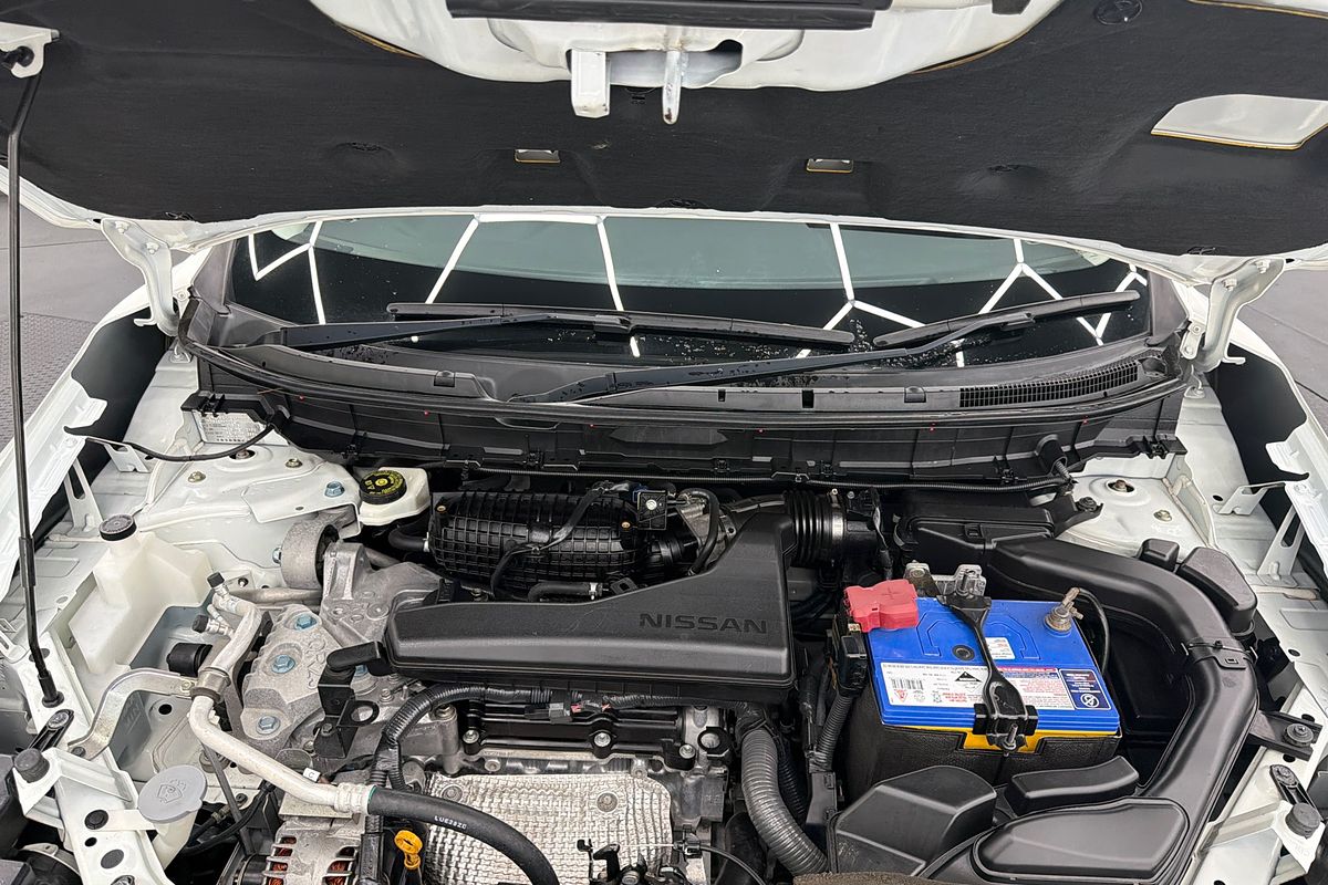 2014 Nissan X-TRAIL ST T32