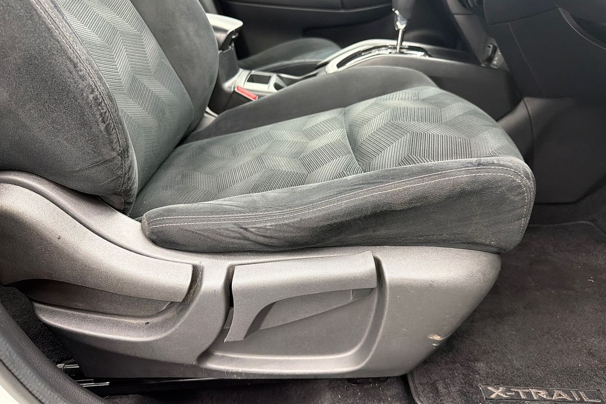 2014 Nissan X-TRAIL ST T32