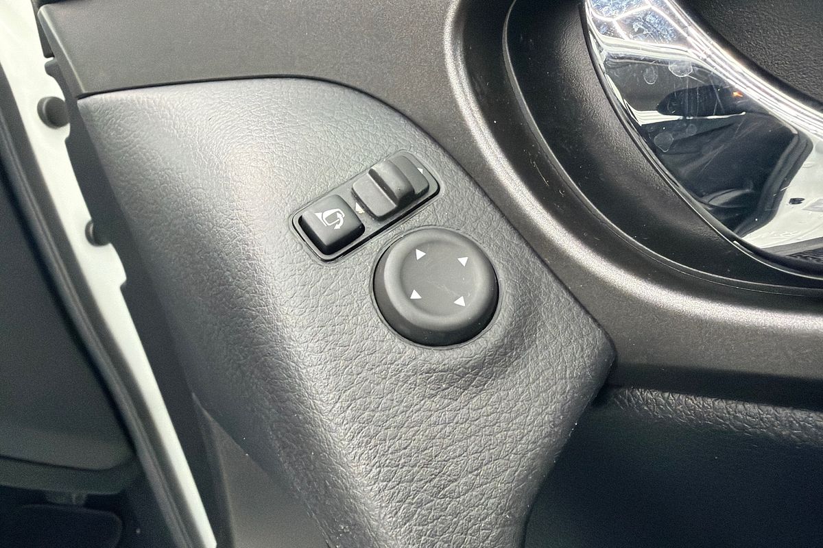 2014 Nissan X-TRAIL ST T32