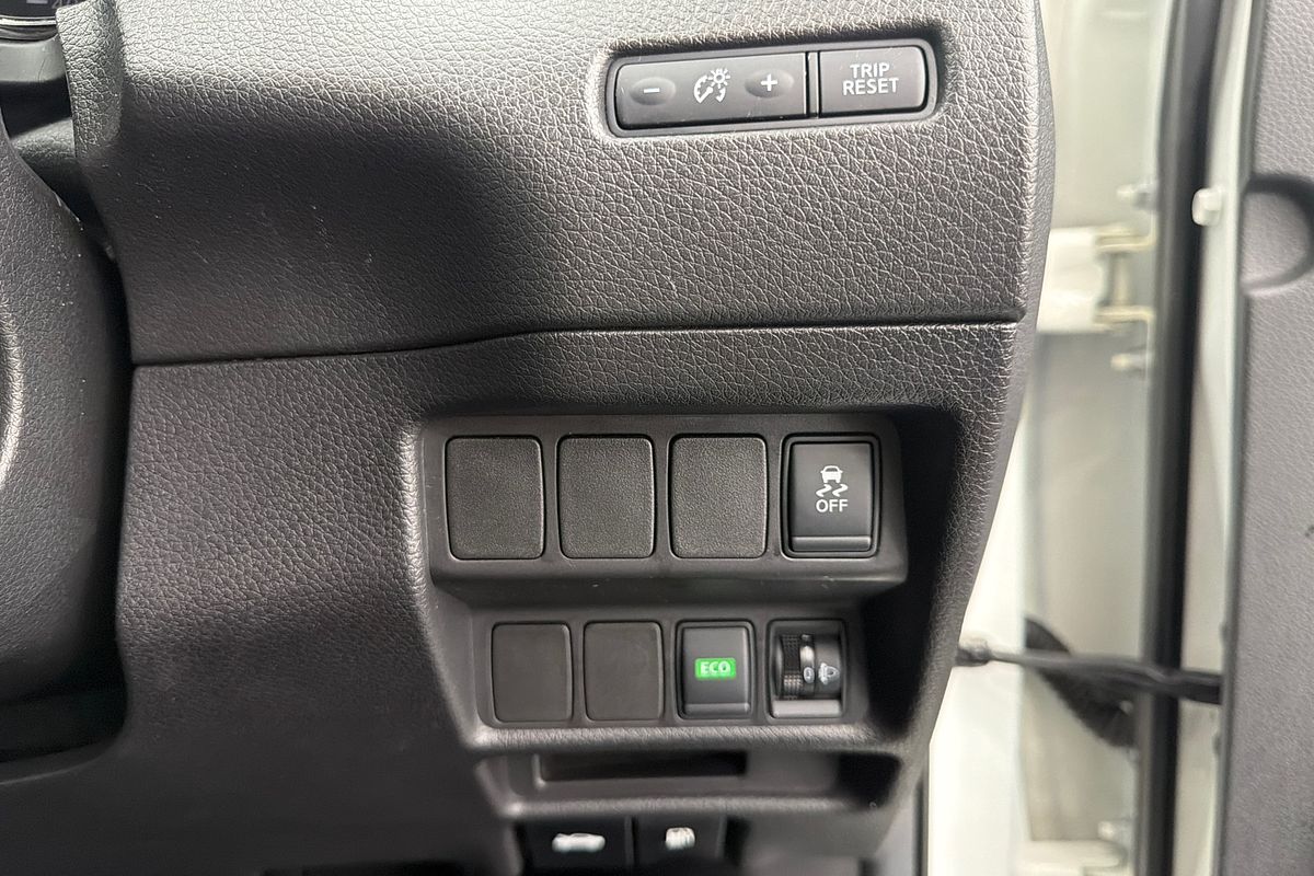 2014 Nissan X-TRAIL ST T32