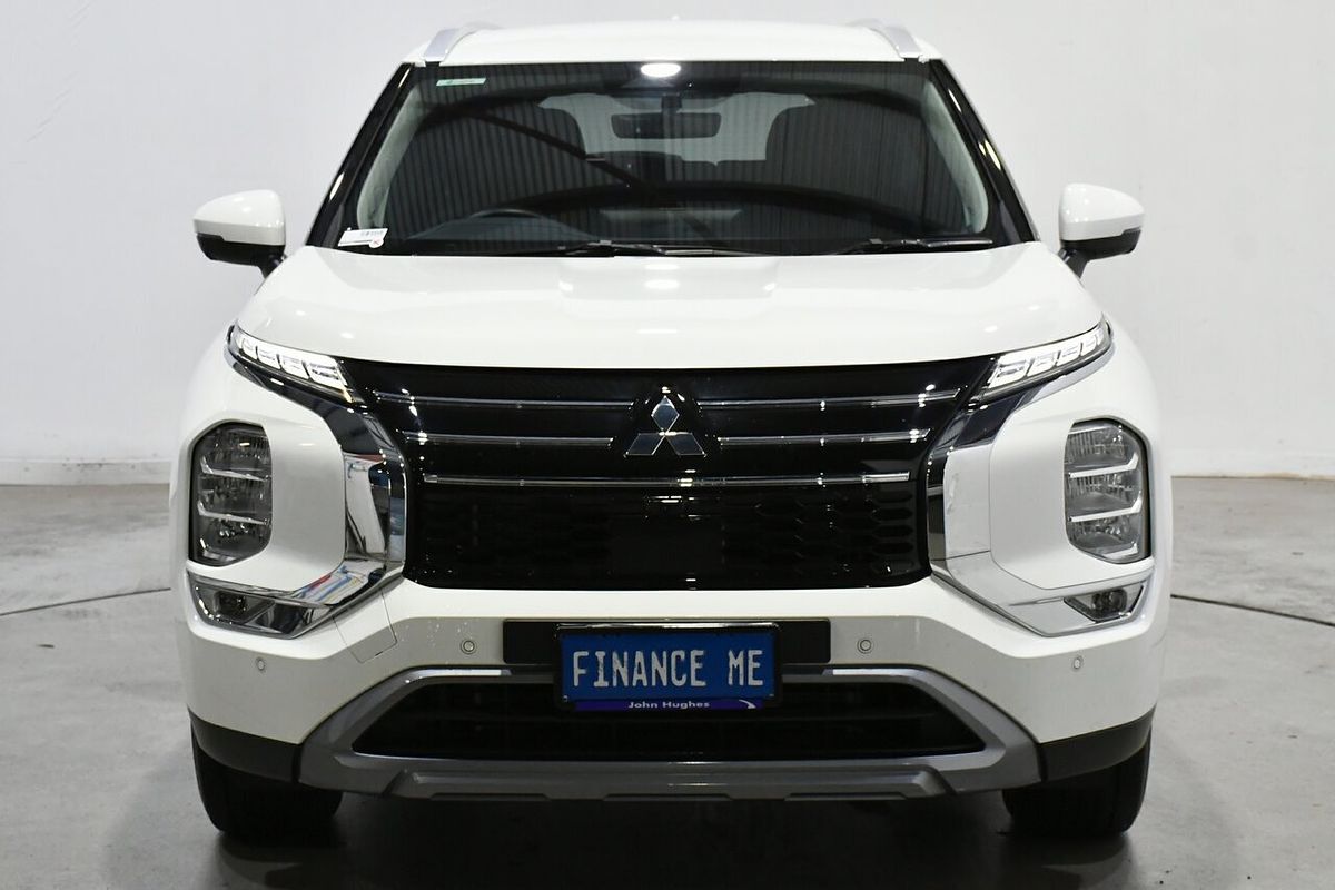 2025 Mitsubishi Outlander LS ZM